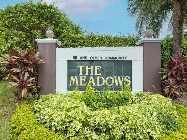 2000 SW 15th Pl, Deerfield Beach, FL 33442