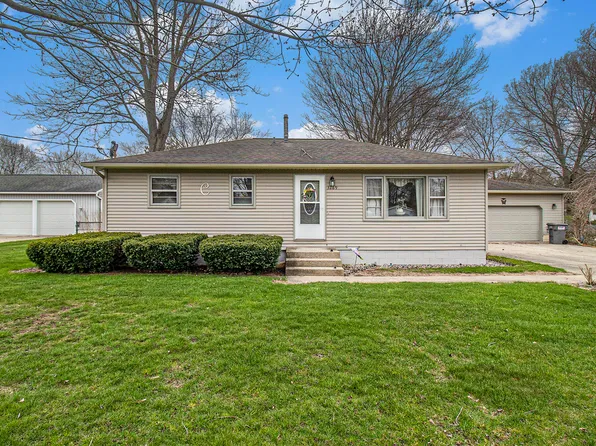 3269 Bertha Bee St, Muskegon, MI 49444