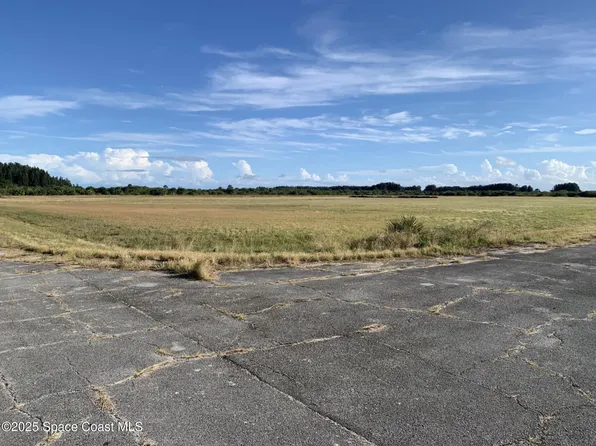 Sesban Ave SW, Palm Bay, FL 32908