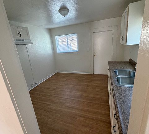 3rd image of 788 W 13th St