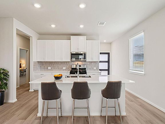 5th image of 5720 Adamite Way