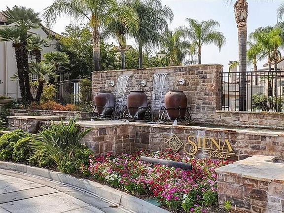 2nd image of 24157 Del Monte Dr Unit 399