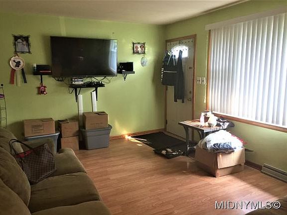 2nd image of 2324 W Graham Ave