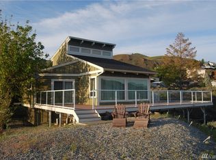 112 Orchard View Dr, Chelan, WA 98816