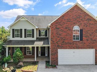 1227 Oak Haven Rd, Knoxville, TN 37932