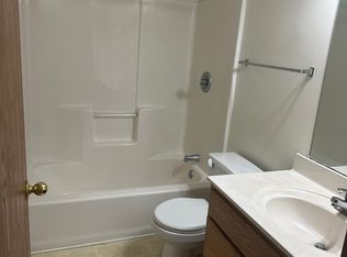 273 23rd St SE #2, Willmar, MN 56201