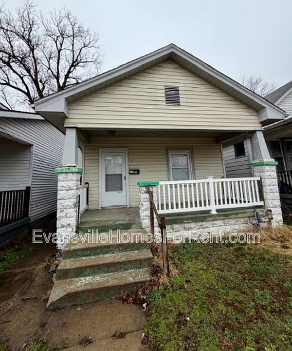 1st image of 215 W Louisiana St