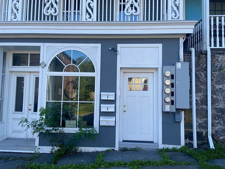 Entrance on Hone street to two apartments. #3 is on top floor!