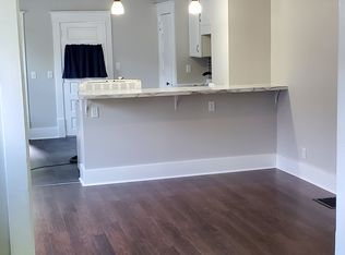 1713 S Pasfield St, Springfield, IL 62704