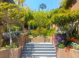 6665 Franklin Ave APT 6, Los Angeles, CA 90028