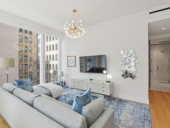 3rd image of 15 E 30th St #16E