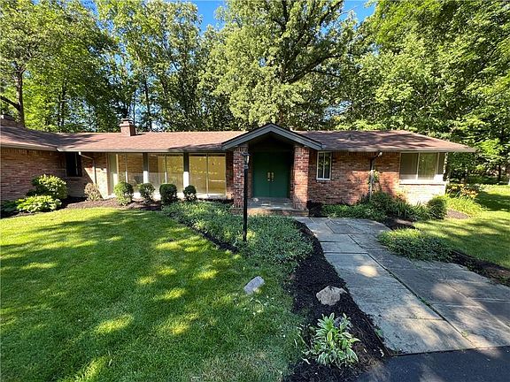 3rd image of 8051 Raven Rock Dr