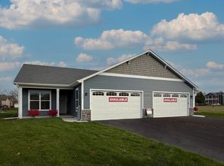 152 S Llanos St, Cortland, IL 60112