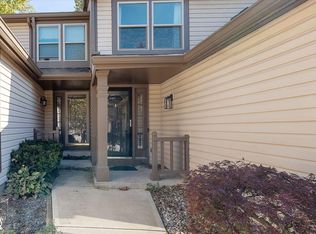 7975 Glen View Dr, Indianapolis, IN