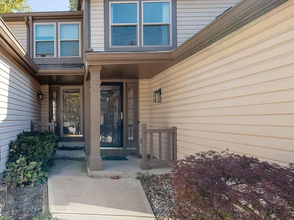 7975 Glen View Dr, Indianapolis, IN 46236