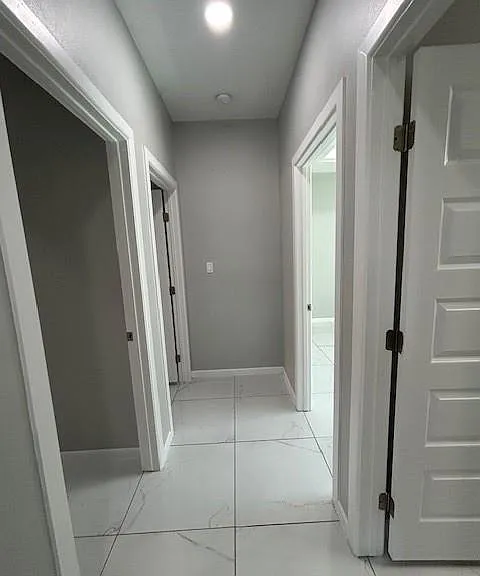 1122 Country Club Dr #4 — Photo 8