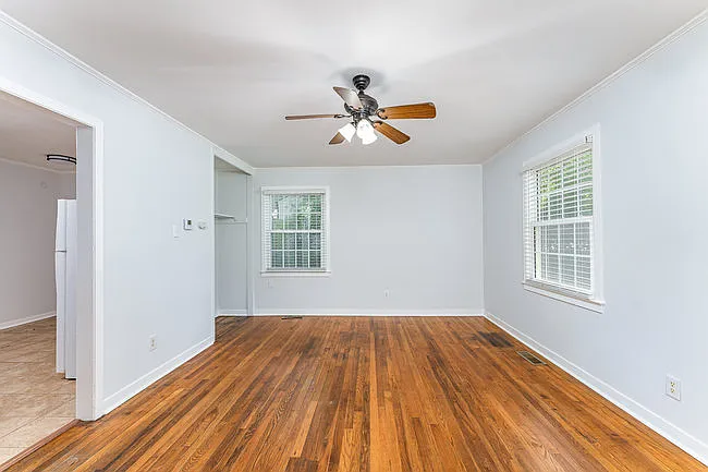 2 bed, 768 sqft, $1,375 — Photo 4