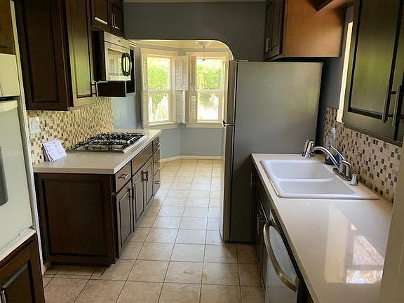 Kitchen / Breakfast nook