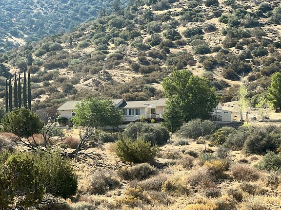 2nd image of 756 E Juniper Ridge Ln