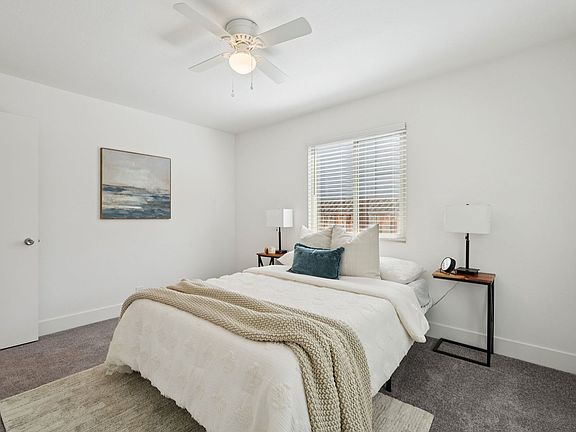 4th image of 2411 T St APT 2