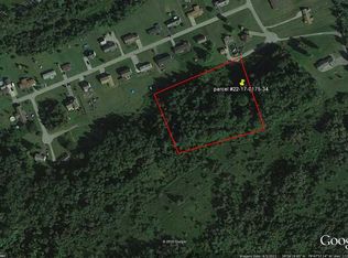 Carl Dr, Uniontown, PA 15401