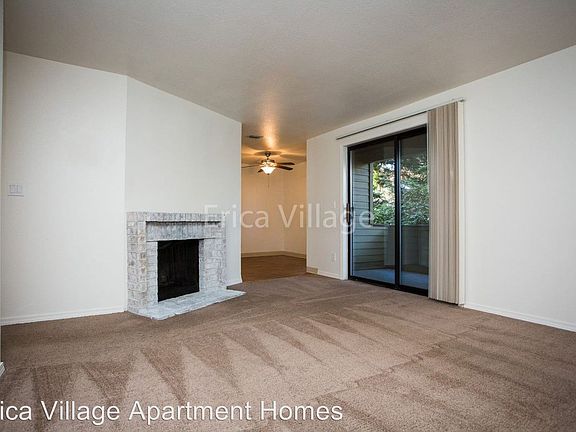 4th image of 1118 NE 105th St APT 36