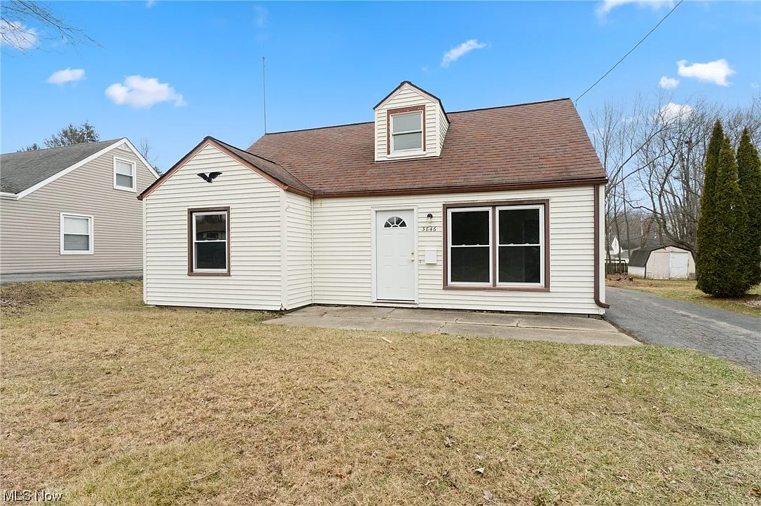 3846 Huntmere Ave photo 1
