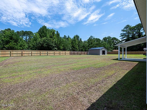5th image of 682 Crump Farm Road