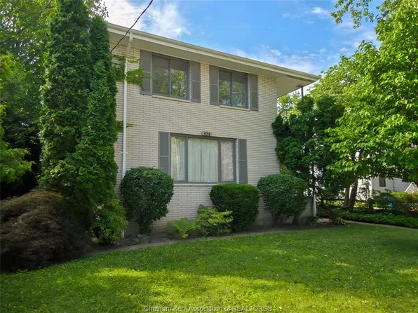 454 King St W, Chatham Kent, ON N7M 1G5