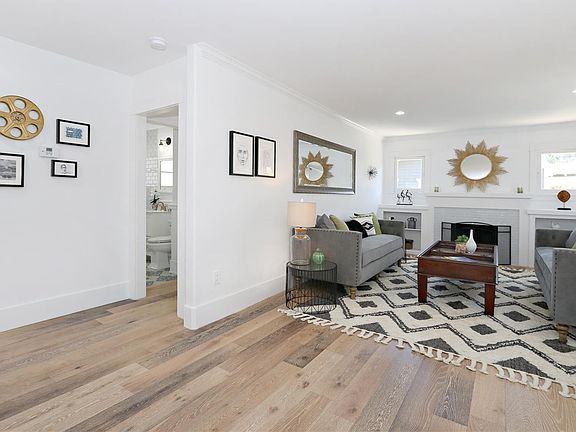 4th image of 5002 Mount Royal Dr