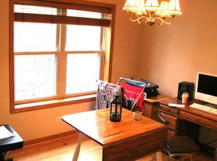 26 6th Ave APT 2B, La Grange, IL 60525