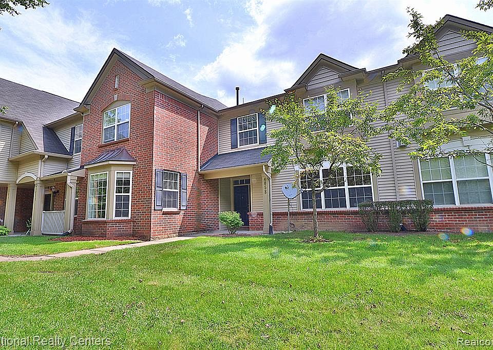 1st image of 4058 Radcliff Dr