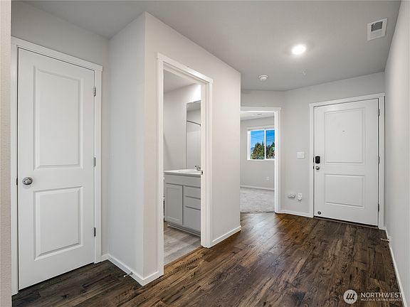 3rd image of 103 Quartz Way