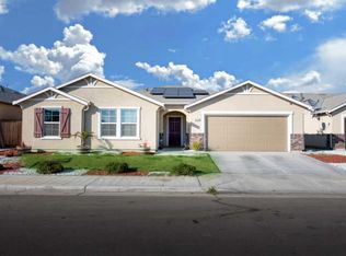 5495 E Burns Ave, Fresno, CA 93727