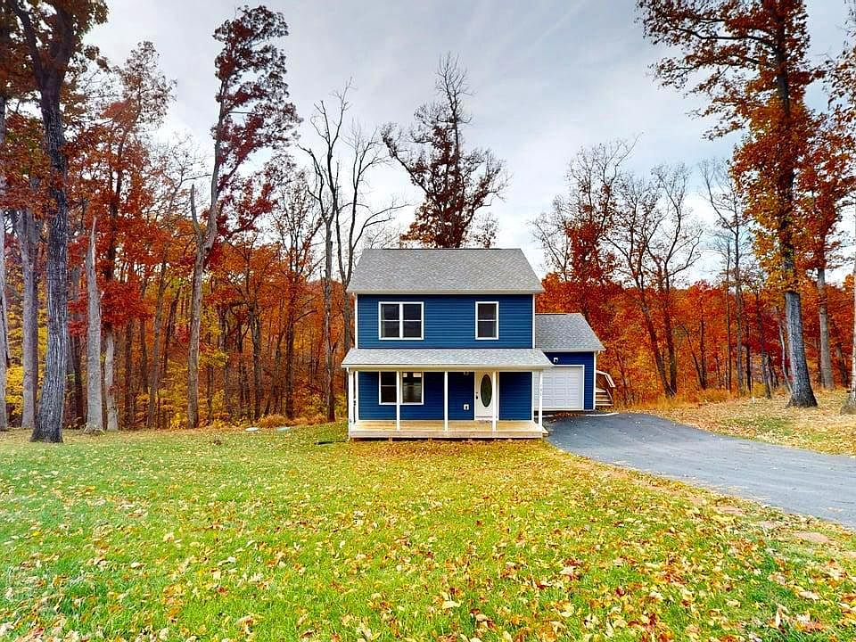1st image of 131 Chrissys Cir
