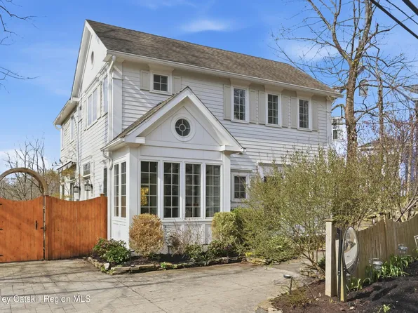 669 New York 213, Rosendale, NY 12472