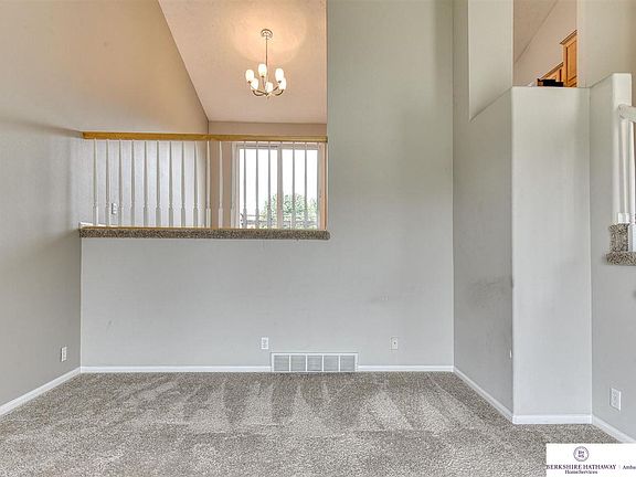 5th image of 18624 T Cir