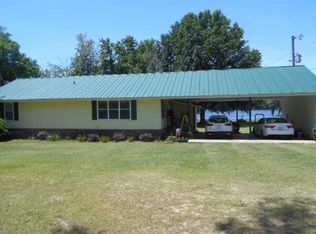 35 Woody Dr, Hahira, GA 31632