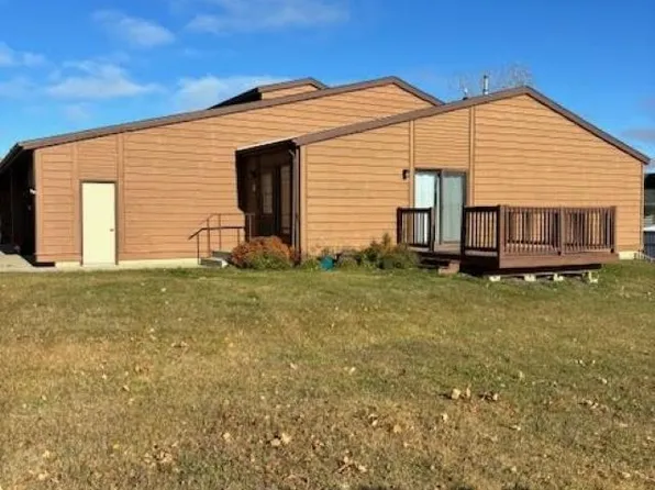 1545 32nd Ave SW APT U, Minot, ND 58701