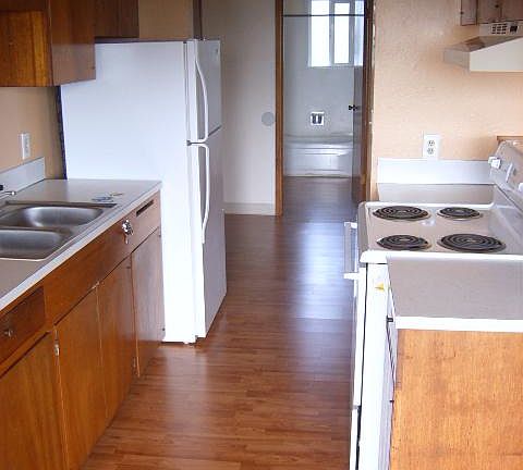 4th image of 5124 N Highland St #8