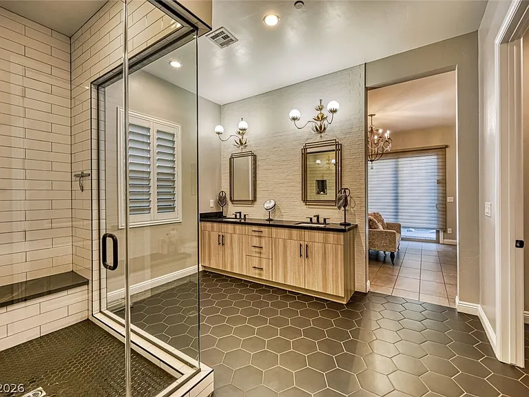 11729 Belorado Ave — Photo 14