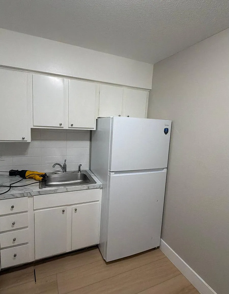 2 bed, 650 sqft, $950 — Photo 3