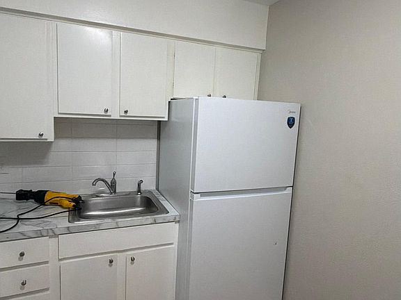 3rd image of 4779 NW 62nd Ave APT 4