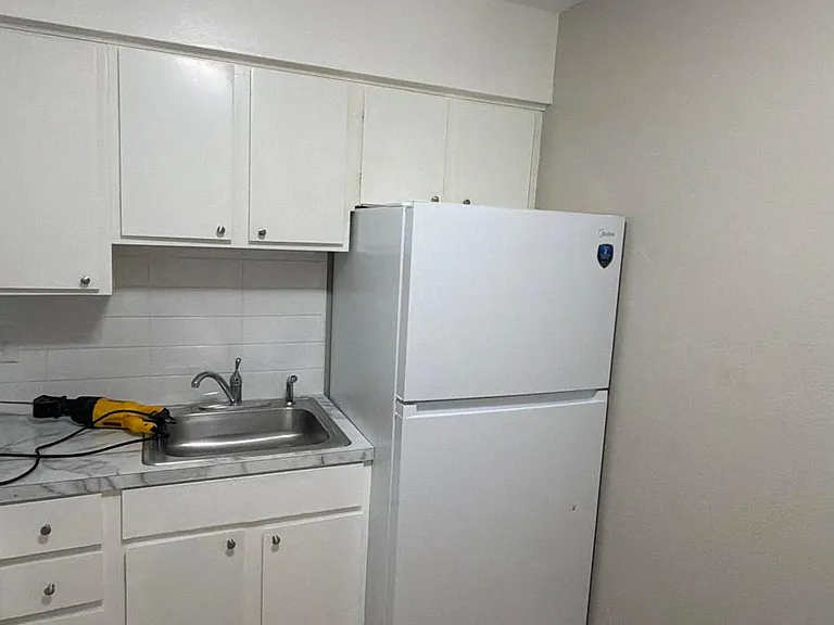 4779 NW 62nd Ave #4 — Photo 3
