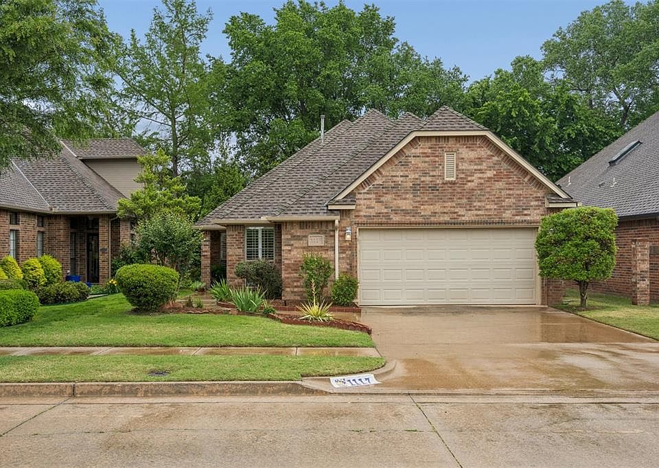 1st image of 1117 Pinehurst Dr