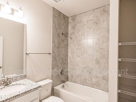 5th image of 3408 NE 12th Ave