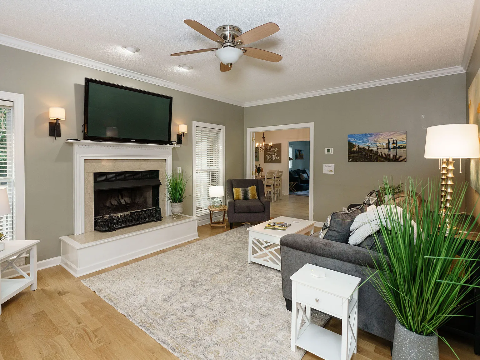 3 bed, 2.5 bath, 2250 sqft, $3,600 — Photo 4
