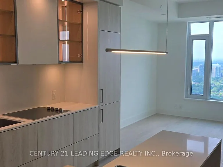 11 Yorkville Ave #5103 — Photo 10