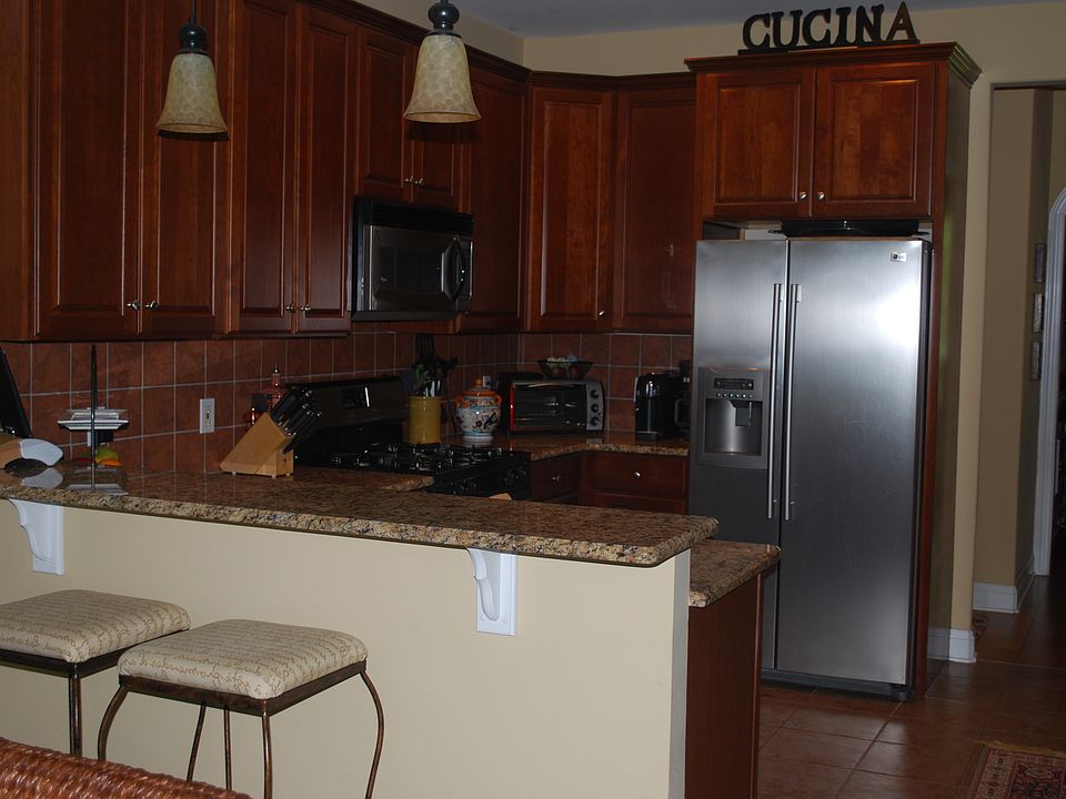 1st image of 10328 Mina Ct