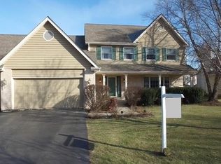 1617 Valley Ridge Ct, Naperville, IL 60565